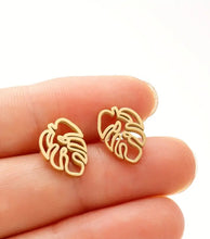 Load image into Gallery viewer, 180. Hollow leaf stud earrings in gold