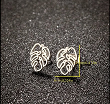 Load image into Gallery viewer, 138. Stainless steel hollow leaf studs