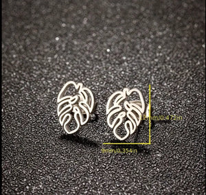 138. Stainless steel hollow leaf studs