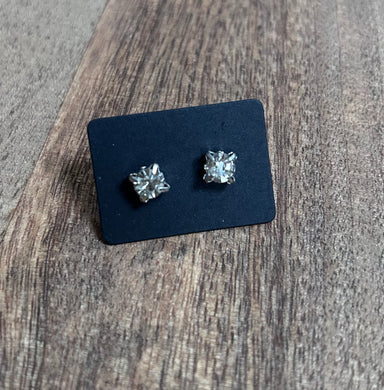 155. Square crystal earrings on silver post